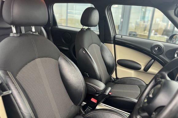 Mini Countryman COOPER D ALL4 HUGE SPEC 15