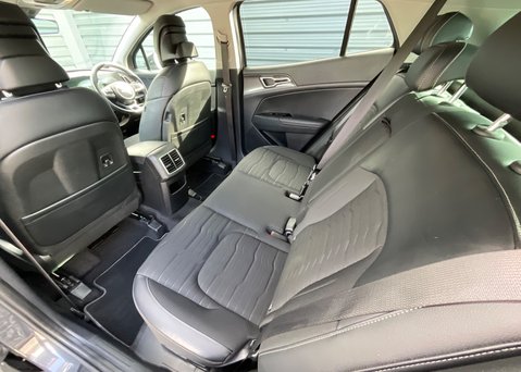 Kia Sportage 1.6T GDi ISG 3 12