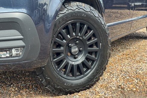 Volkswagen Transporter AUTO LWB L2H1 Highline T32 A/C Alloys Camera Tow Bar 4Motion EURO 6 NO VAT
