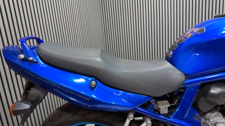 Suzuki Bandit 600 GSF 2001 MK2 FAIRED PROJECT BIKE SPARES OR REPAIR 600CC A2 12