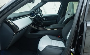 Land Rover Range Rover Sport P635 SV EDITION ONE 20