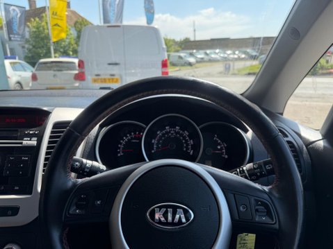 Kia Venga 1.4 EcoDynamics SR7 Euro 5 (s/s) 5dr 34