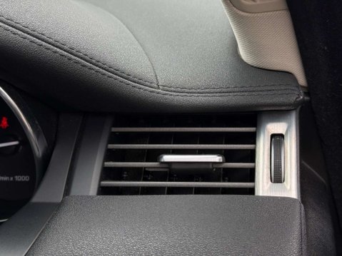 Land Rover Range Rover Evoque 2.2 SD4 Pure Auto 4WD Euro 5 (s/s) 5dr 79