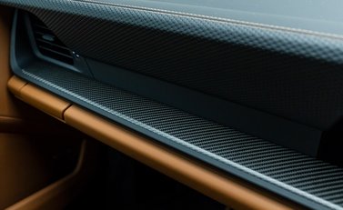 Porsche 911 GT3 TOURING (992.2) 23
