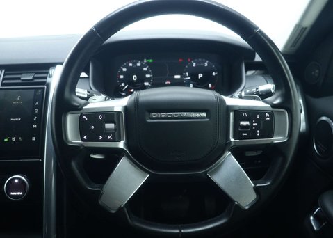 Land Rover Discovery 3.0 Discovery HSE D MHEV Auto 4WD 19