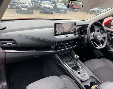 Nissan Qashqai 1.3 Qashqai N-Connecta DiG-T MHEV 5dr 40
