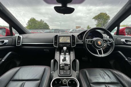 Porsche Cayenne 3.0 TD V6 SUV 5dr Diesel TiptronicS 4WD Euro 6 (s/s) (262 ps) 11