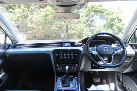 Volkswagen Passat 2.0 TDI EVO SE Nav Estate 5dr Diesel DSG Euro 6 (s/s) (150 ps) 7