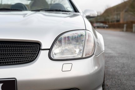 Mercedes-Benz SLK 320 14