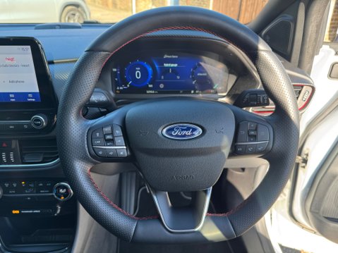 Ford Puma ST-LINE X FIRST EDITION PLUS MHEV 13