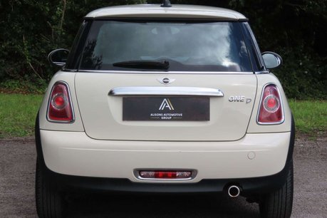 Mini Hatch 1.6 One D Euro 5 (s/s) 3dr 6