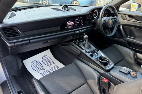 Porsche 911 GT3 TOURING PDK - £33K FACTORY EXTRAS -CERAMIC BRAKES -BUCKET SEATS -CARBON 15
