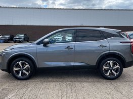 Nissan Qashqai 1.3 Qashqai N-Connecta DiG-T MHEV 5dr 11