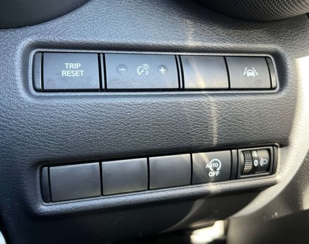 Nissan Juke 1.0 Juke Acenta DiG-T Semi-Auto 5dr 54