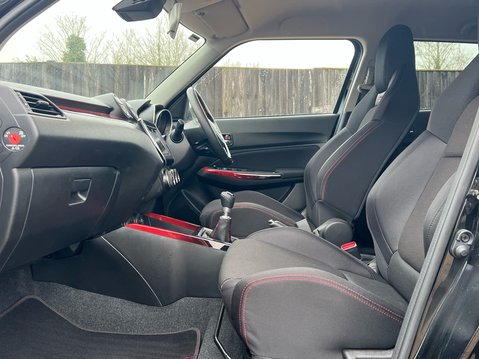 Suzuki Swift SPORT BOOSTERJET MHEV 3