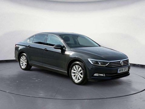 Volkswagen Passat 1.6 Passat SE Business TDI BlueMotion Technology Semi-Auto 4dr 7