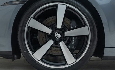 Porsche 911 Carrera T (992.2) 28