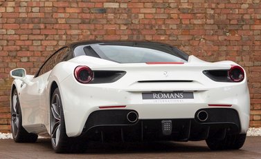 Ferrari 488 GTB 3