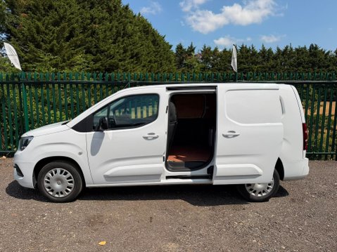Vauxhall Combo L2H1 2300 PRO S/S 15