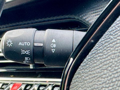 Peugeot 208 PURETECH ALLURE S/S 24