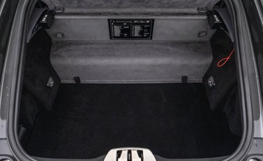 Ferrari 812 Superfast 34