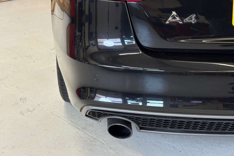 Audi A4 2.0 TFSI S line Estate 5dr Petrol S Tronic quattro Euro 5 (s/s) (211 ps) 77