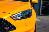 Ford Focus 2.0 Focus ST-3 T 5dr 38