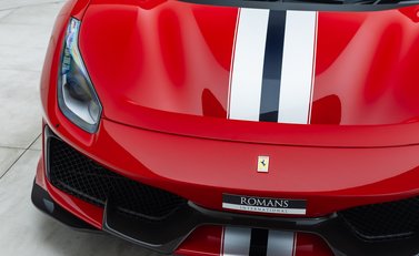 Ferrari 488 Pista 28