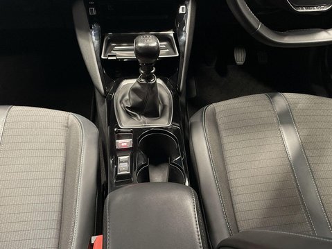 Peugeot 2008 1.5 BlueHDi Allure Premium SUV 5dr Diesel Manual Euro 6 (s/s) (110 ps) Star 14
