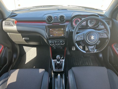 Suzuki Swift SPORT BOOSTERJET MHEV 10