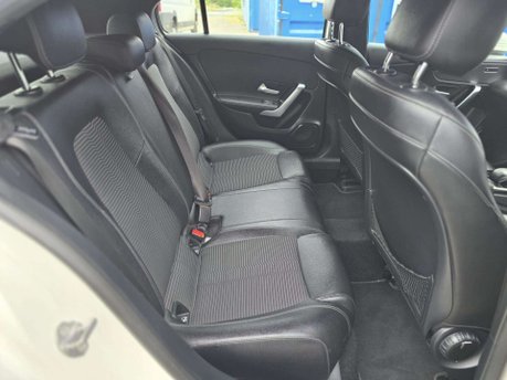 Mercedes-Benz A Class 1.5 A180d Sport (Executive) Hatchback 5dr Diesel 7G-DCT Euro 6 (s/s) (116 p 20