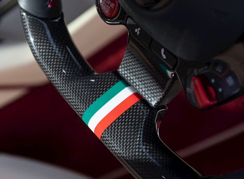 Ferrari 812 Superfast 18