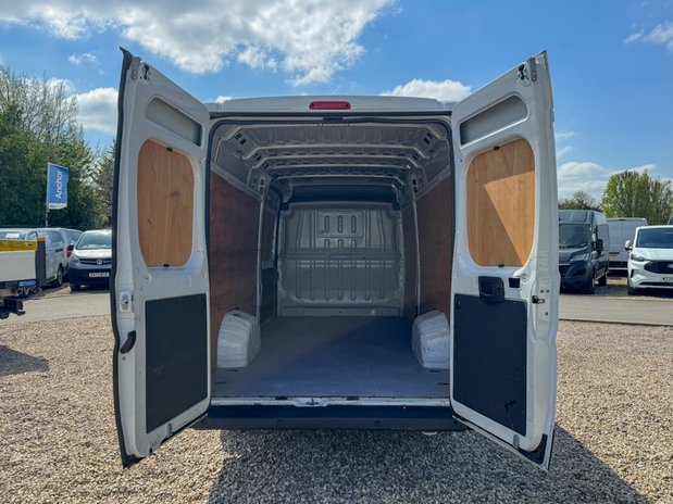 Citroen Relay XLWB L4H2 Medium Roof 35 Heavy Enterprise Edition EURO 6 SELECT 8