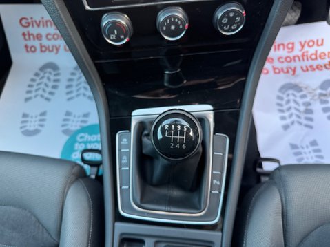 Volkswagen Golf GT TDI BLUEMOTION TECHNOLOGY 9