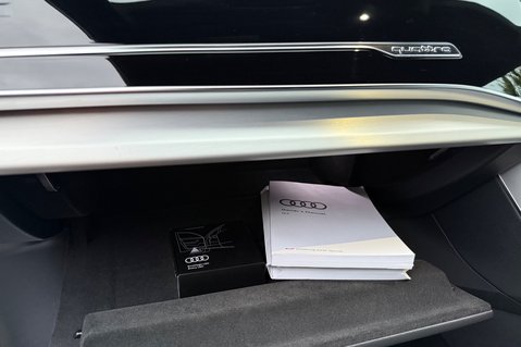 Audi Q7 TDI QUATTRO S LINE MHEV - ONE LADY OWNER  64