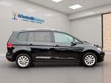 Volkswagen Touran 1.6 TDI BlueMotion Tech SE Family DSG Euro 6 (s/s) 5dr 4