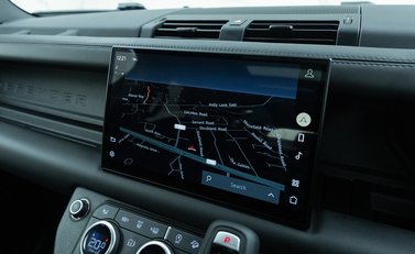 Land Rover Defender 110 V8 19