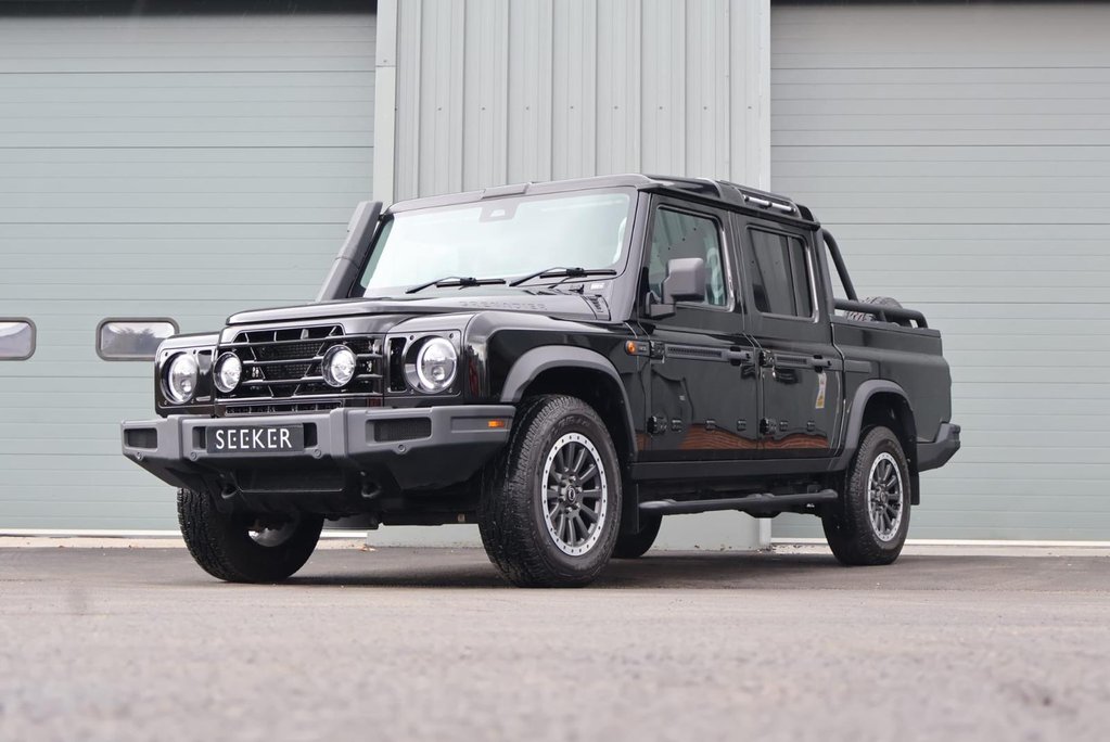 Ineos Grenadier FIELDMASTER EDITION PICK UP VERY RARE PETROL MODEL SEEKER STYLED  1