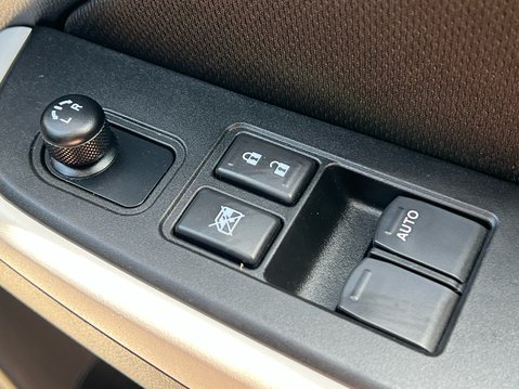 Suzuki Swift SZ-L DUALJET MHEV 34