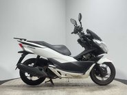 Honda PCX 2015 WW SPARES OR REPAIR PROJECT LEARNER SCOOTER 125CC BIKE 1