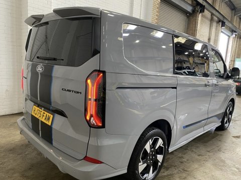 Ford Transit Custom 320 SPORT L1H1 DCIV ECOBOOST 7
