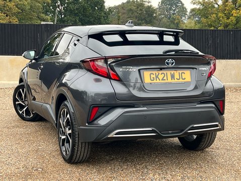 Toyota C-HR DESIGN 2
