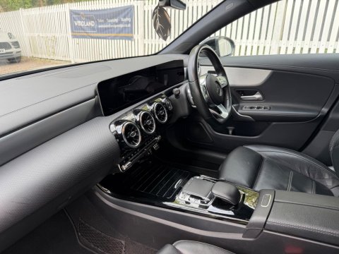 Mercedes-Benz CLA Class CLA 200 AMG LINE 27