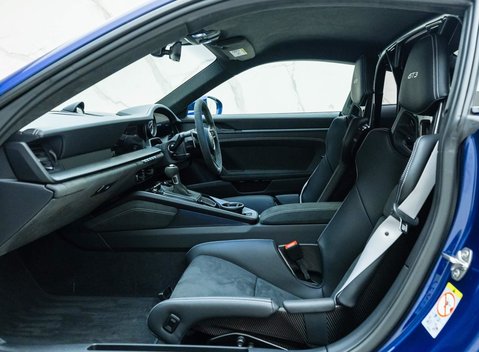 Porsche 911 GT3 (992) 10