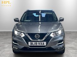 Nissan Qashqai 1.3 DIG-T N-Connecta SUV 5dr Petrol Manual Euro 6 (s/s) (140 ps)