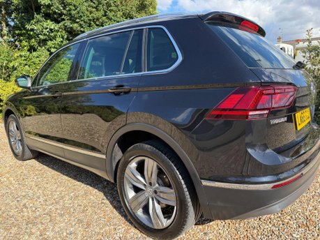 Volkswagen Tiguan 2.0 TDI BlueMotion Tech SEL DSG 4Motion Euro 6 (s/s) 5dr 10