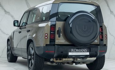 Land Rover Defender 110 D200 3