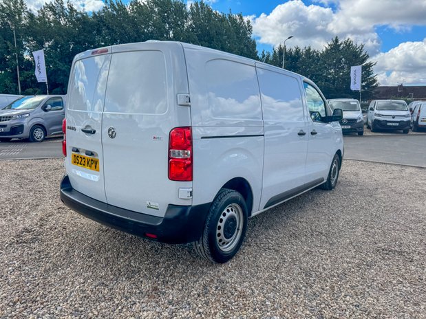 Vauxhall Vivaro SWB L1H1 Low Roof Prime 2900 Air Con Sensors EURO 6 6