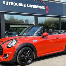 Mini Convertible Cooper S 2.0 Petrol Manual Sport Navigation Comfort Plus - SOLARIS ORANGE