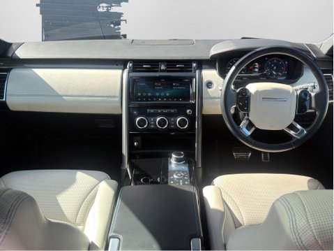 Land Rover Discovery SDV6 HSE 13